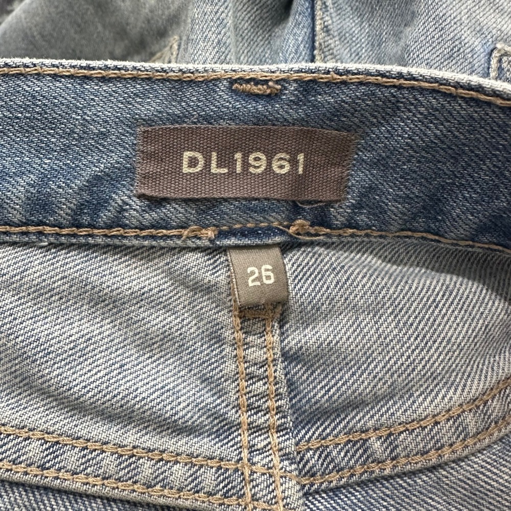 DL1961 Emilie Straight Ultra High Rise Vintage 31"‎ Sz 26 - Picture 6 of 11